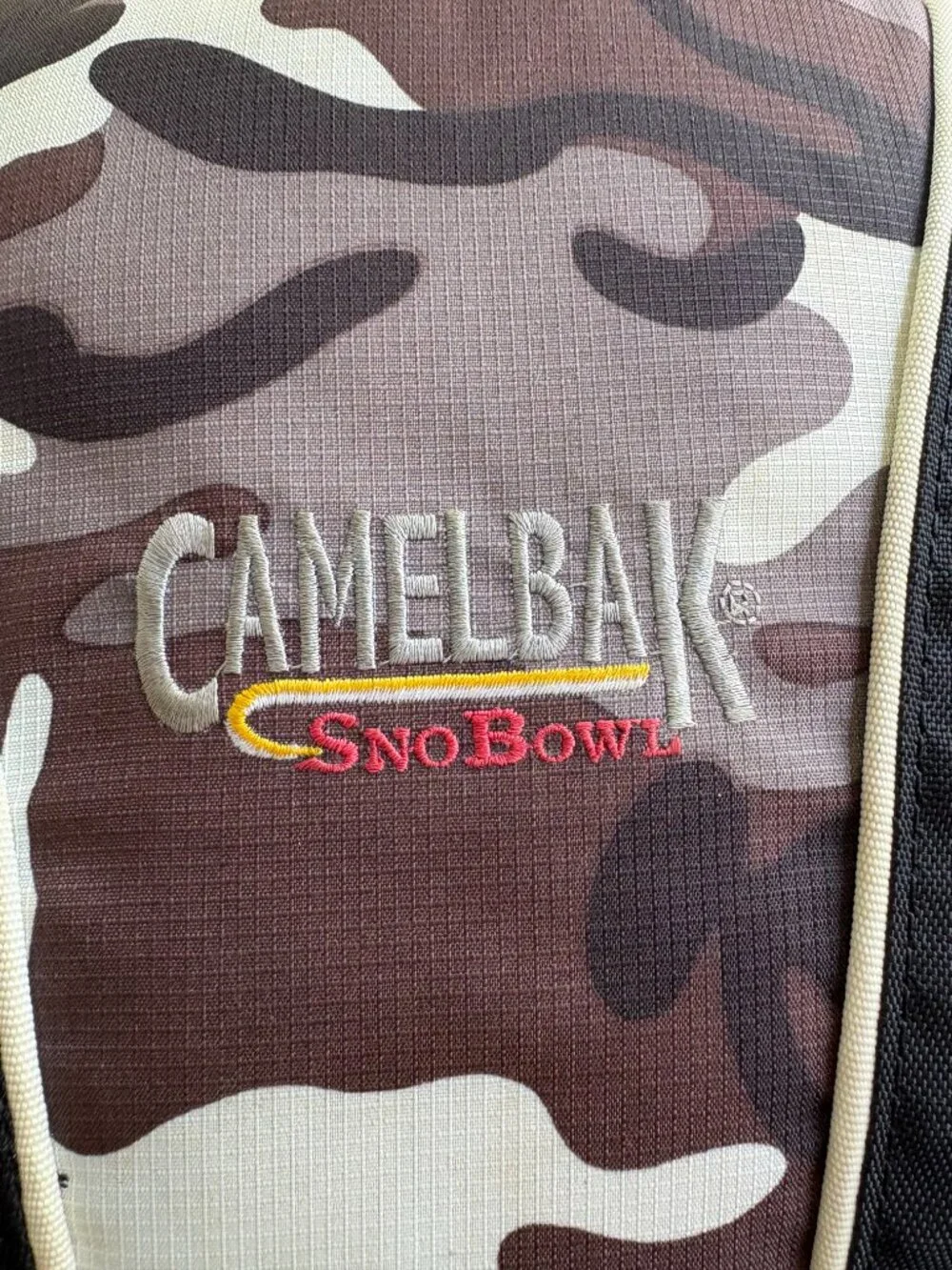CamelBak SnowBowl Camouflage Hydration Backpack Vintage Outdoor Pack